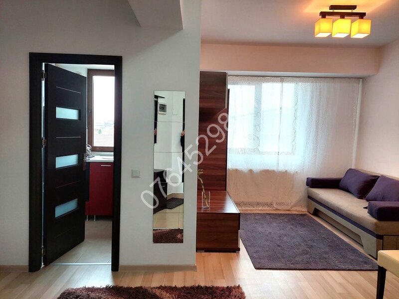 Bucurestii Noi, Str. Izbiceni, bloc 2014,la 7 minute metrou Jiului,renovat.