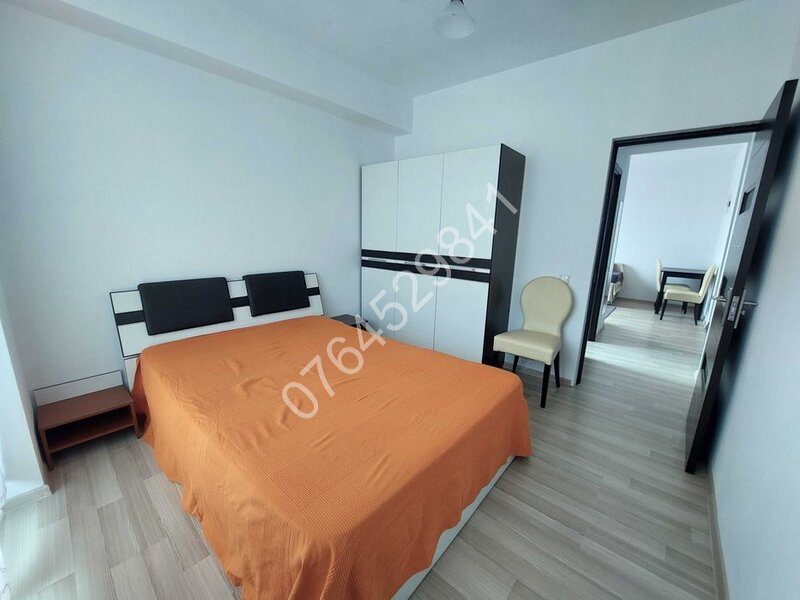 Bucurestii Noi, Str. Izbiceni, bloc 2014,la 7 minute metrou Jiului,renovat.