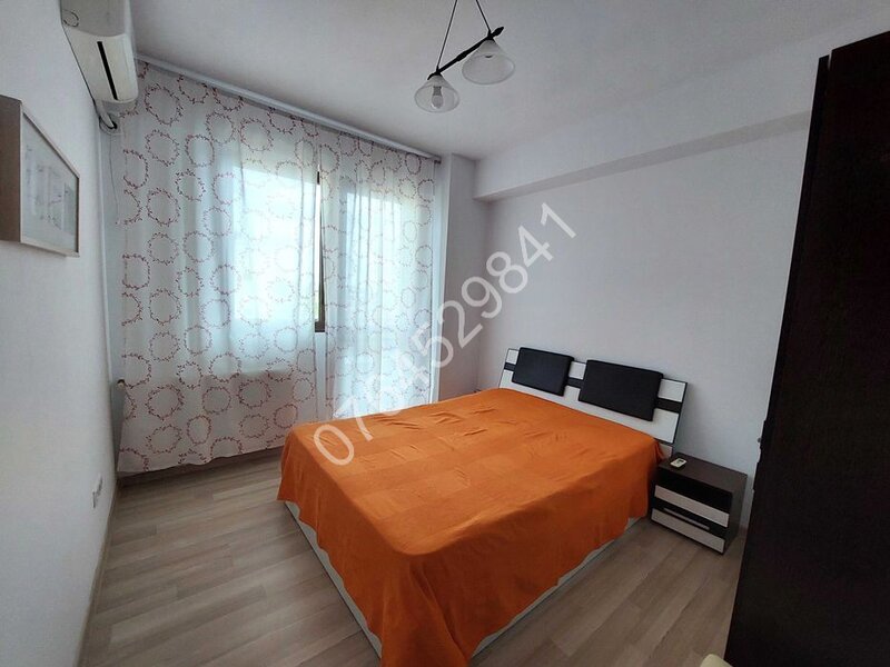 Bucurestii Noi, Str. Izbiceni, bloc 2014,la 7 minute metrou Jiului,renovat.