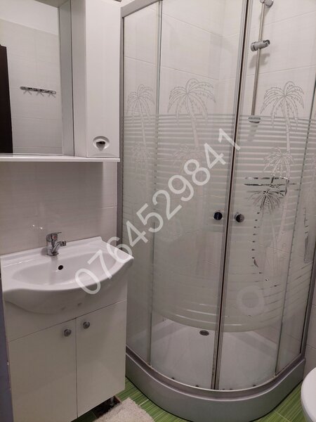 Bucurestii Noi, Str. Izbiceni, bloc 2014,la 7 minute metrou Jiului,renovat.